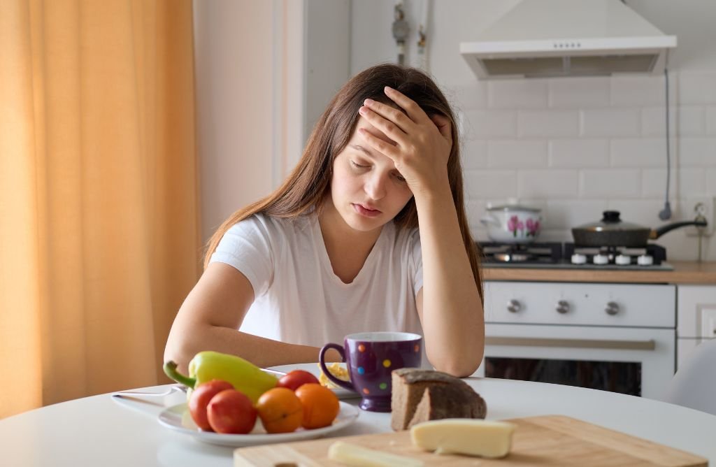 Eating Disorders Treatment in Bhopal anorexia low appetite food avoidance emotional distress Serenity Neuropsychiatry Clinic