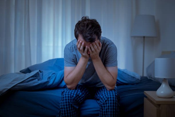 Insomnia Treatment in Bhopal man suffering from sleeplessness night stress sleep disorder Serenity Neuropsychiatry Clinic